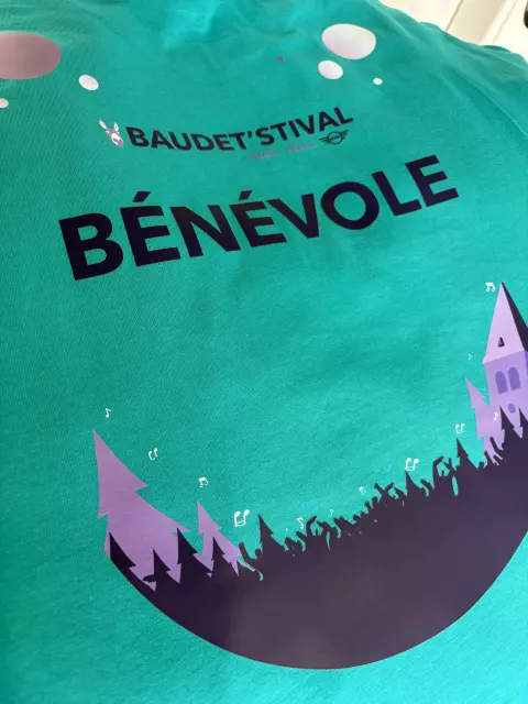 Réalisation textile personnalisée par Infopixel à Bertrix