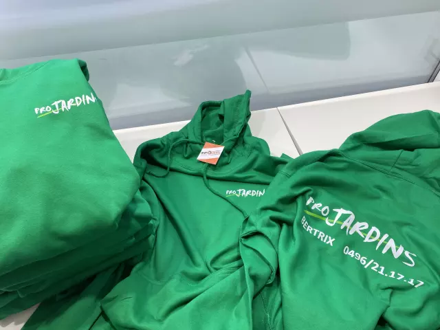 Réalisation textile personnalisée par Infopixel à Bertrix